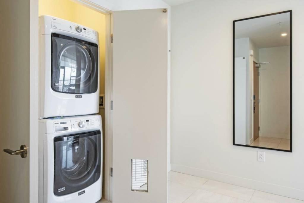 Luxurious Highrise 2B 2B Apartment Heart Of Downtown La Los Angeles Esterno foto